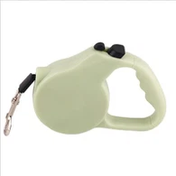 Blitzlicht leuchtende Hundeleine